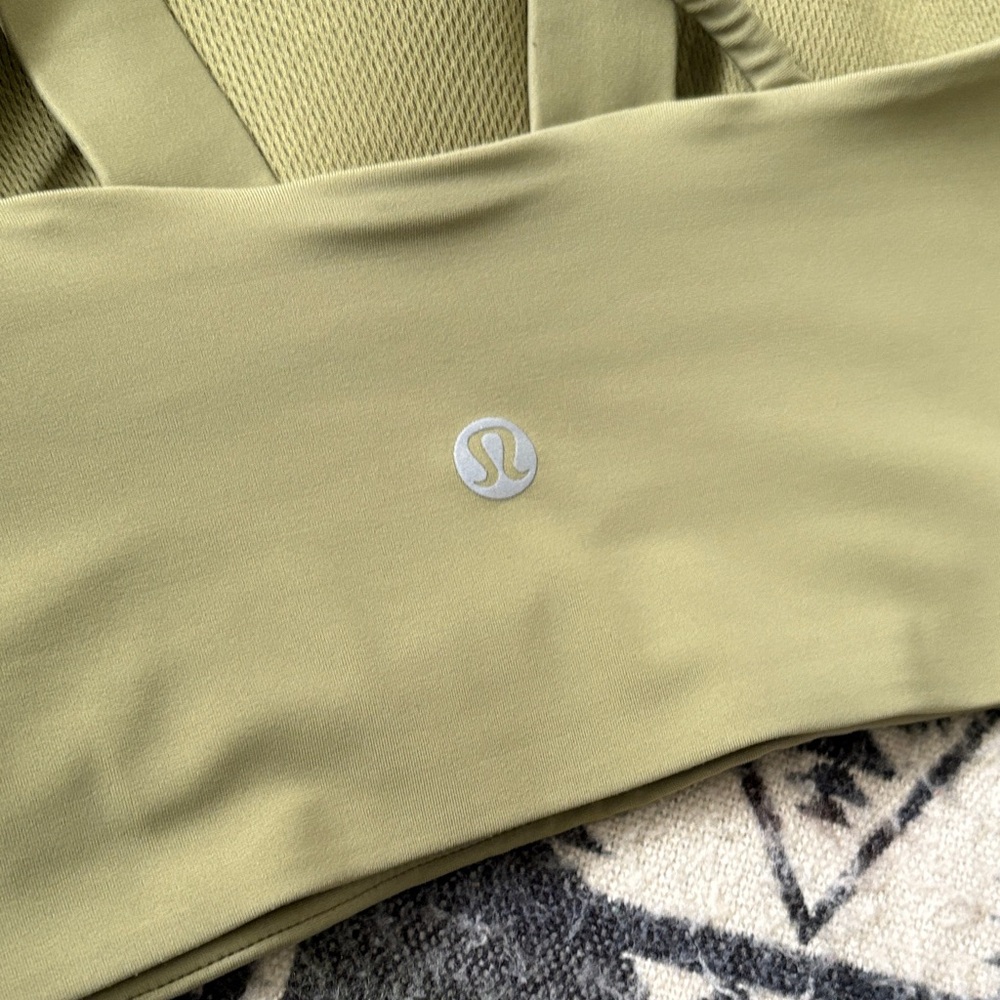 lululemon Sports Bra - Picture 4 of 4